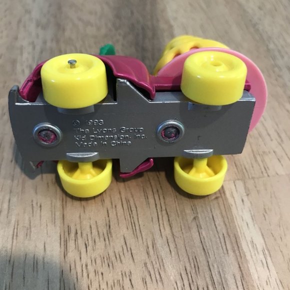 1993 The Lyons Group Baby Bop Diecast Car - Picture 5 of 5